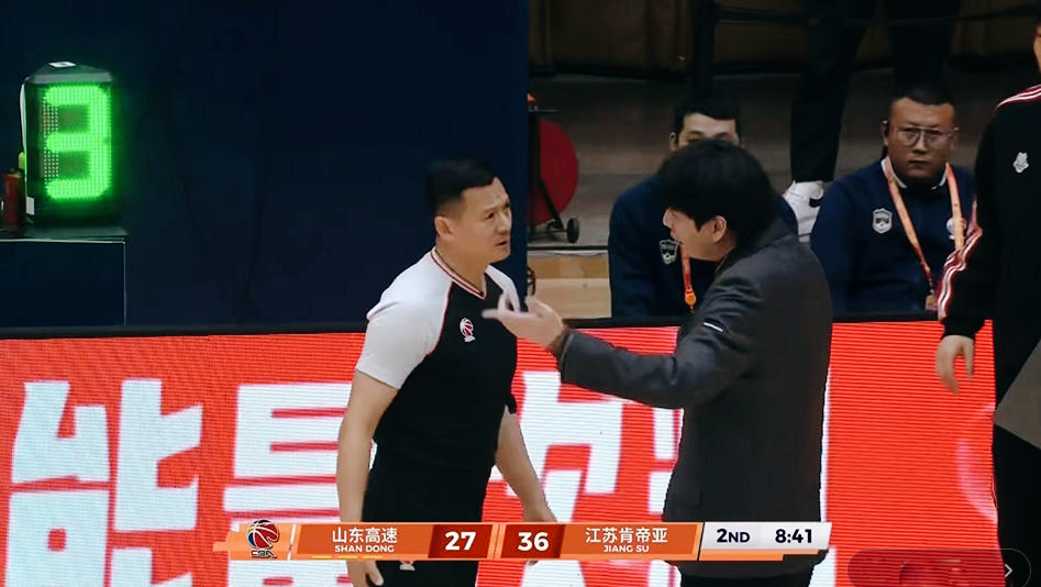 开云首页APP-双煞66分！CBA关键1战：山东男篮强势复仇，新援1点惊艳全场